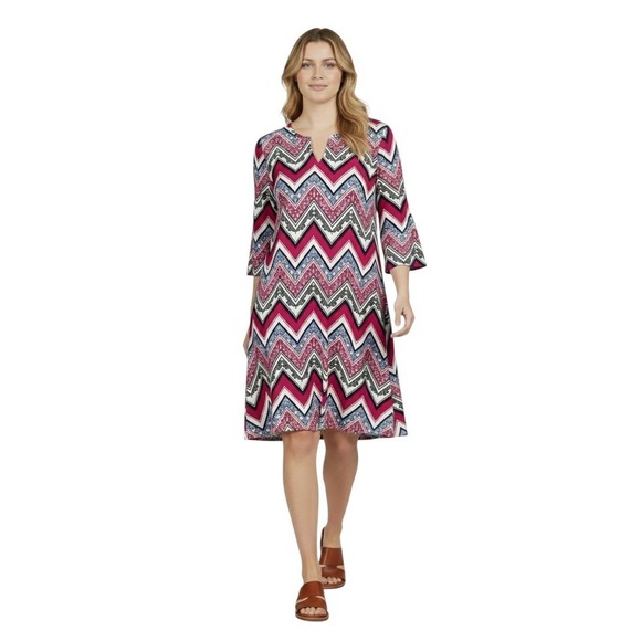 Jude Connally Dresses & Skirts - Jude Connally Shift Dress Size L Chevron Print 3/4 Sleeve Preppy Artsy Stretch